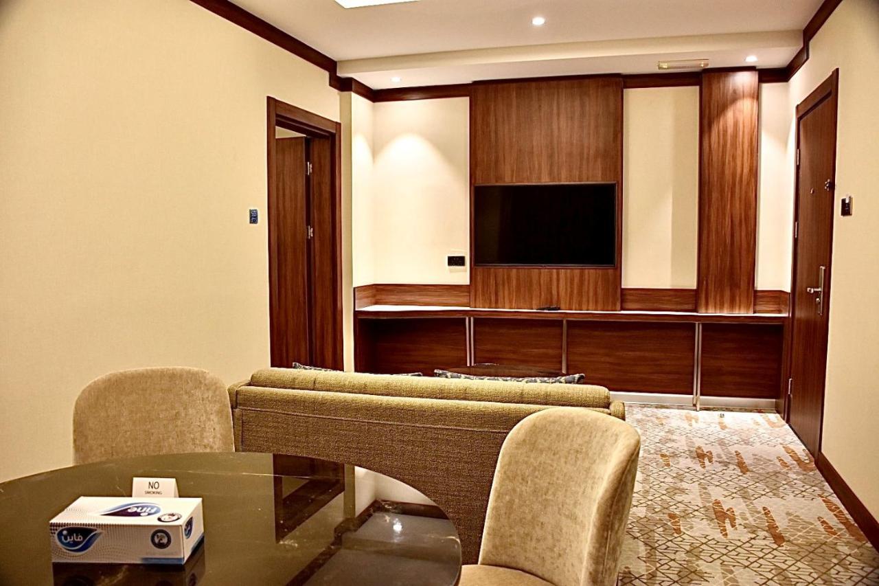 Royal Vista Hotel ‘Ibrī Kültér fotó