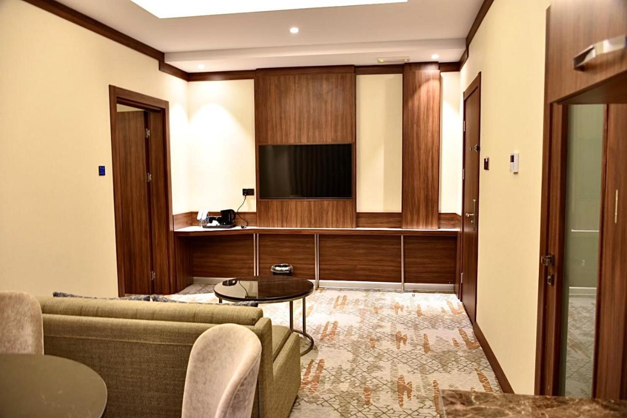 Royal Vista Hotel ‘Ibrī Kültér fotó