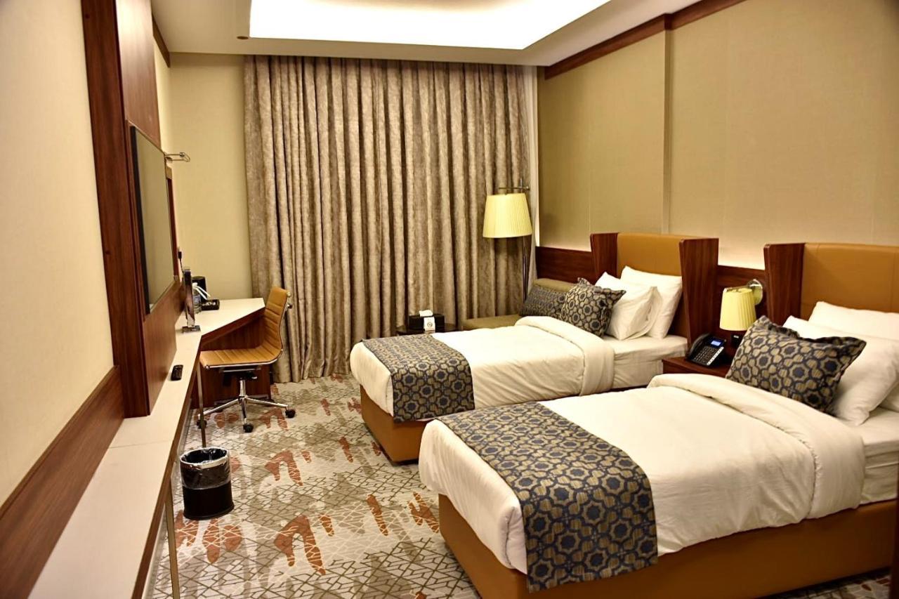 Royal Vista Hotel ‘Ibrī Kültér fotó