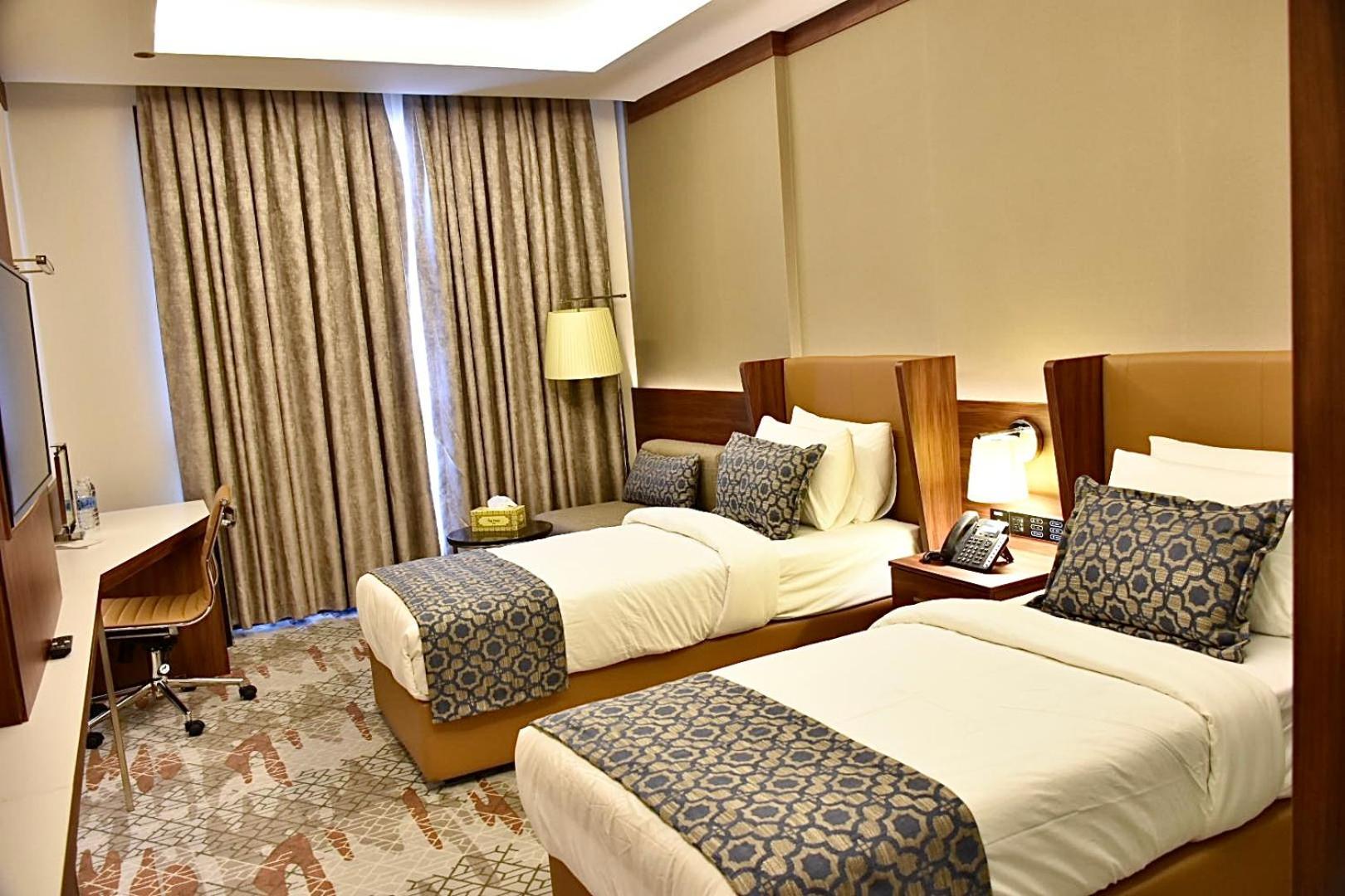 Royal Vista Hotel ‘Ibrī Kültér fotó