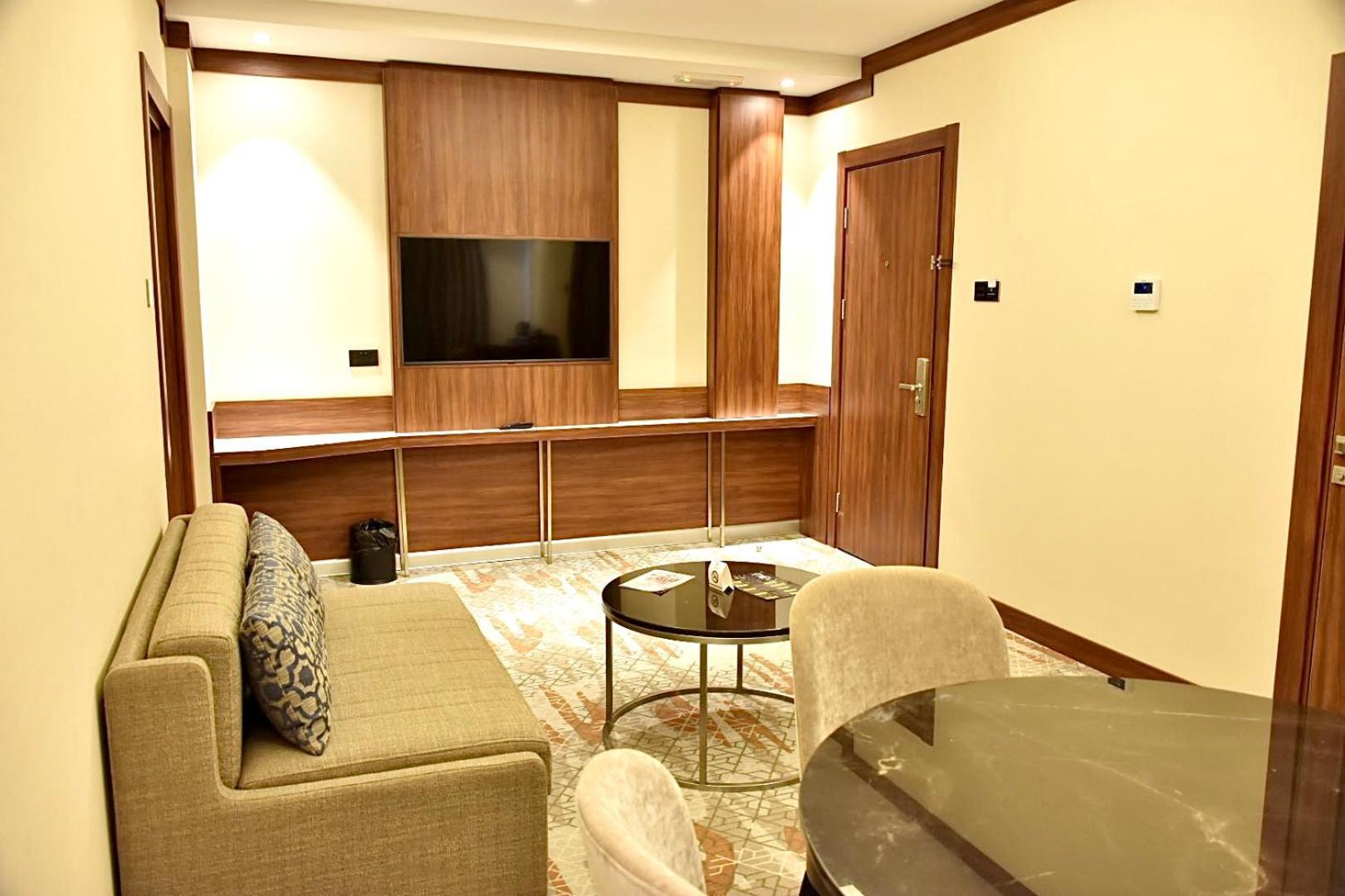 Royal Vista Hotel ‘Ibrī Kültér fotó