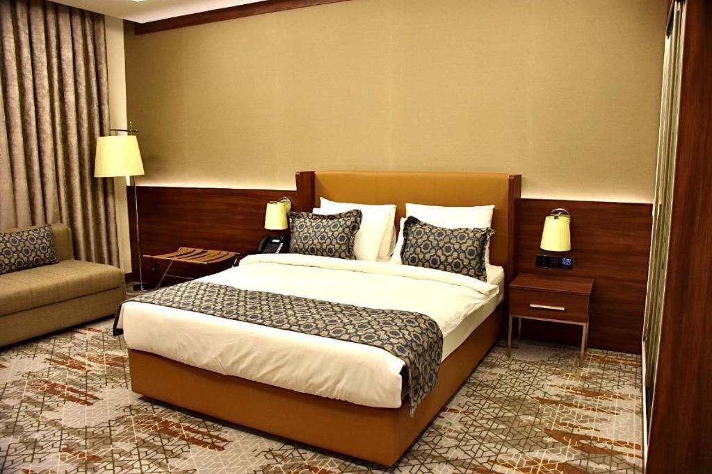 Royal Vista Hotel ‘Ibrī Kültér fotó
