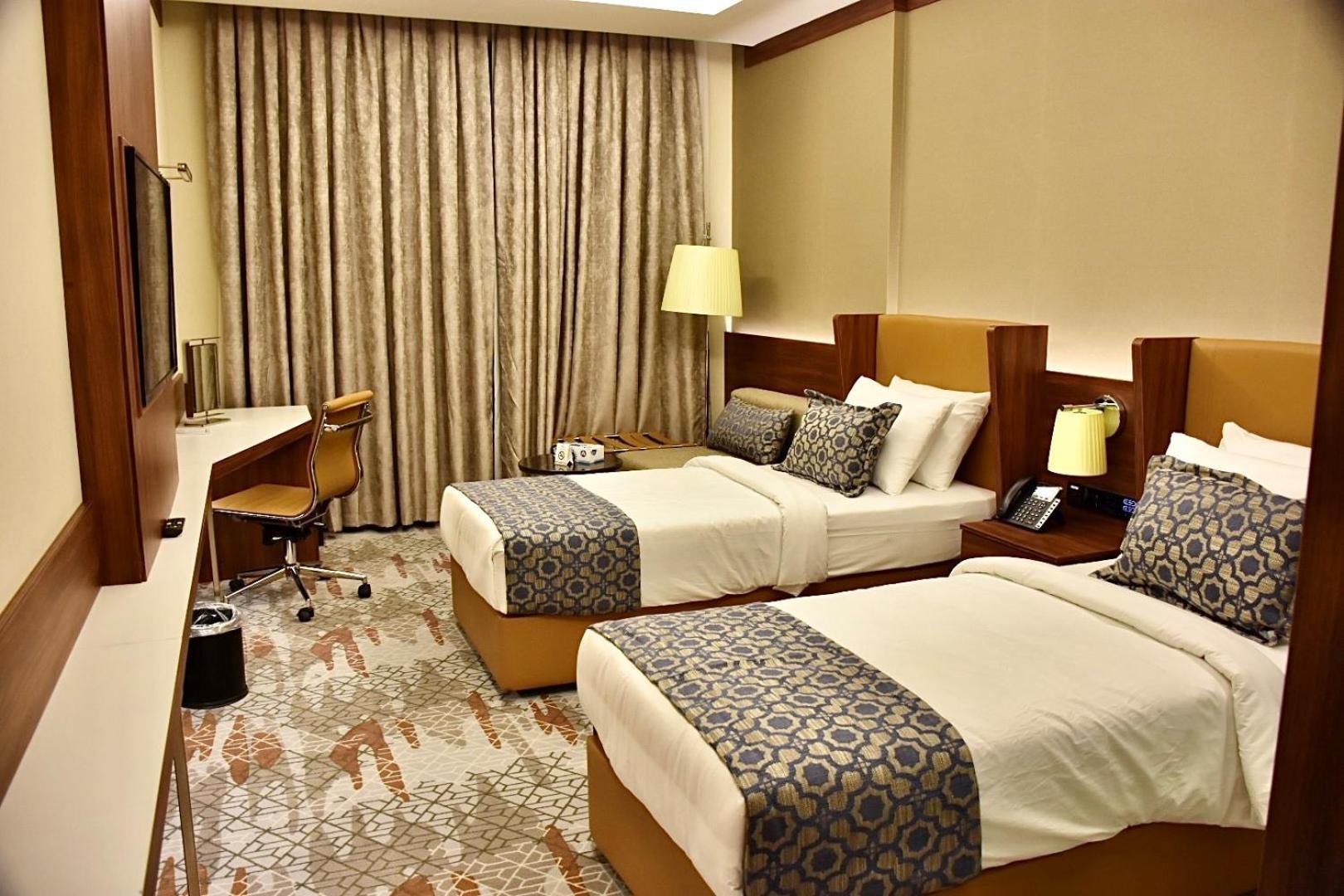 Royal Vista Hotel ‘Ibrī Kültér fotó